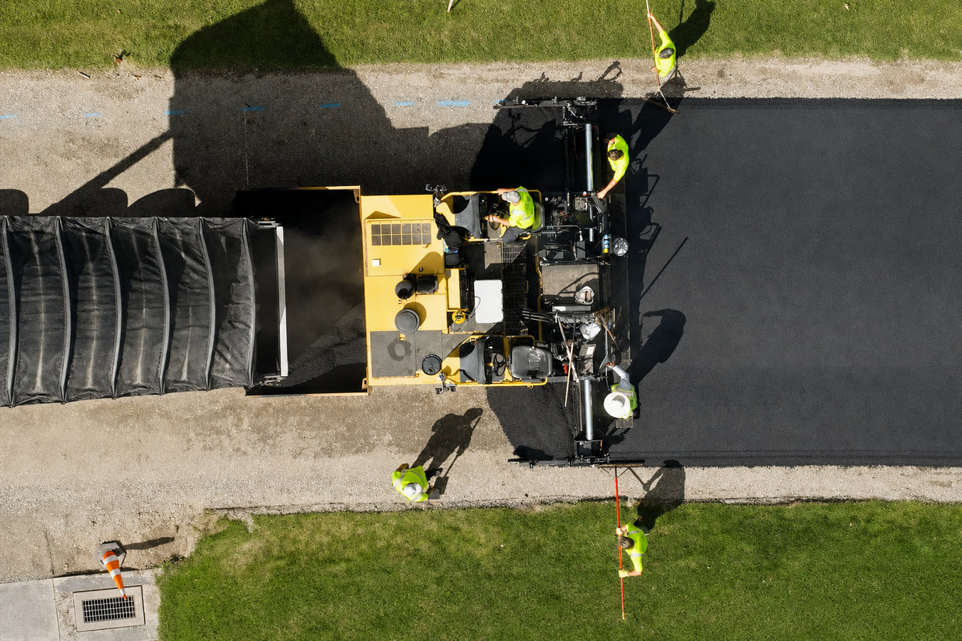 Commercial asphalt paving